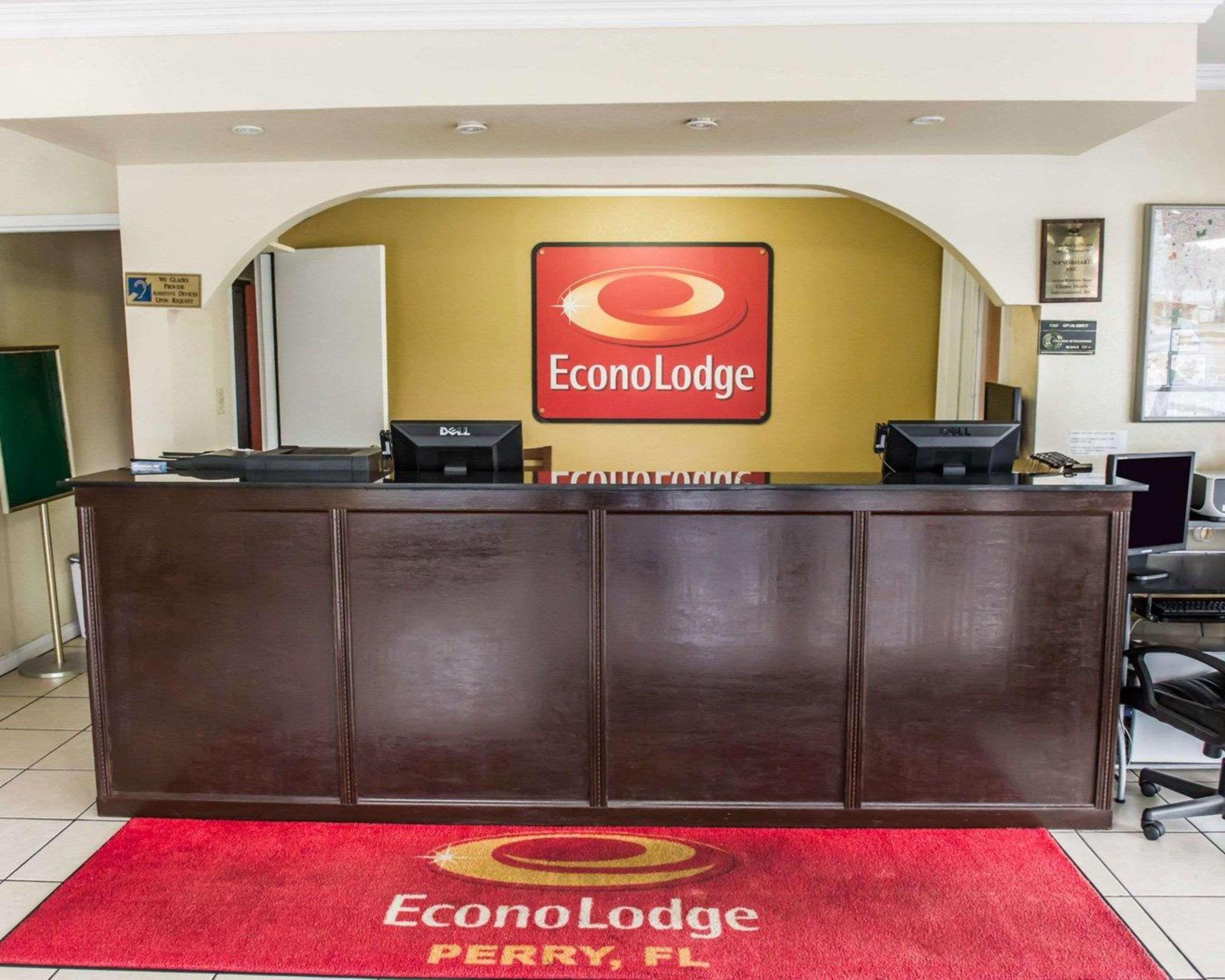 Econo Lodge Perry Exterior photo