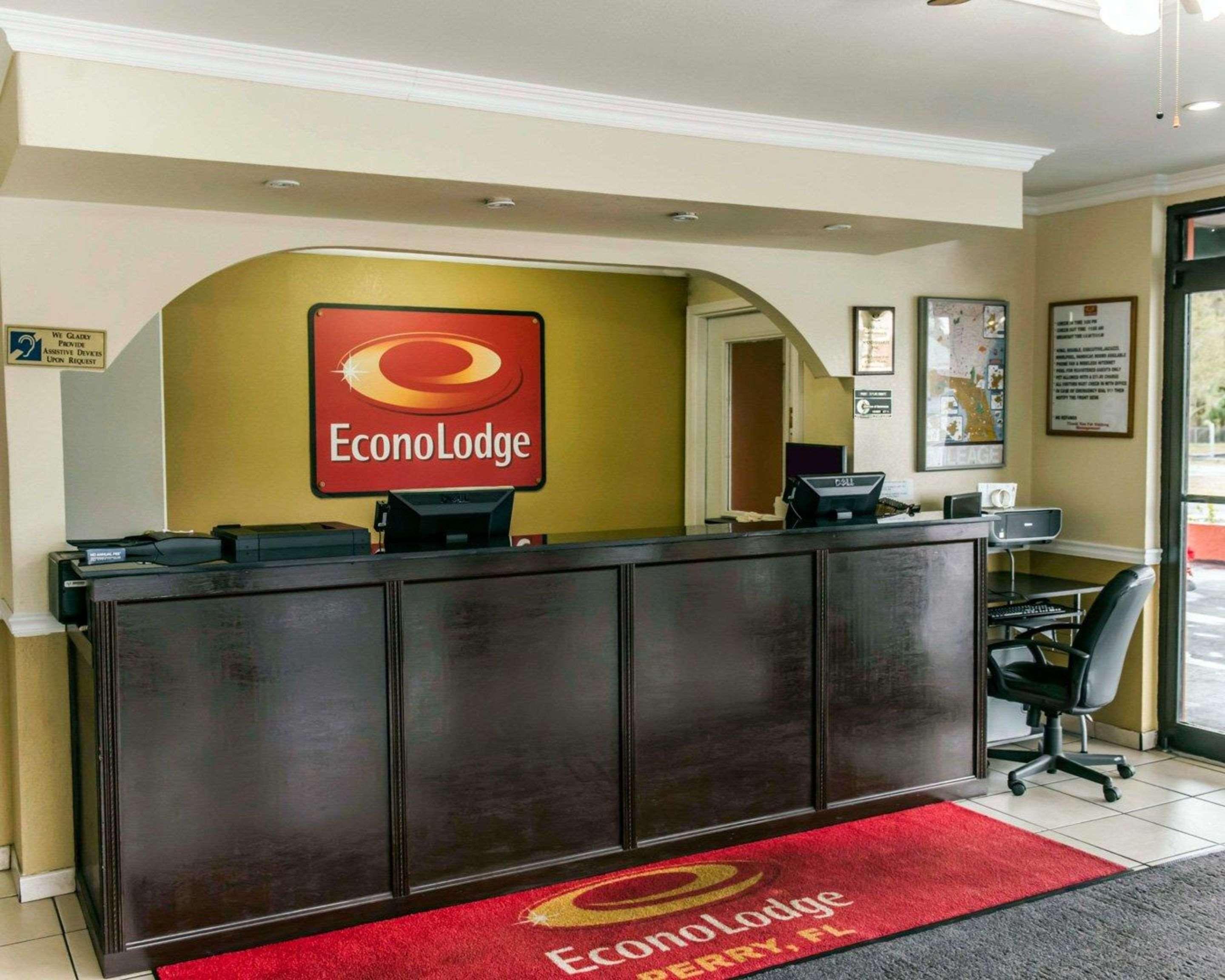 Econo Lodge Perry Exterior photo