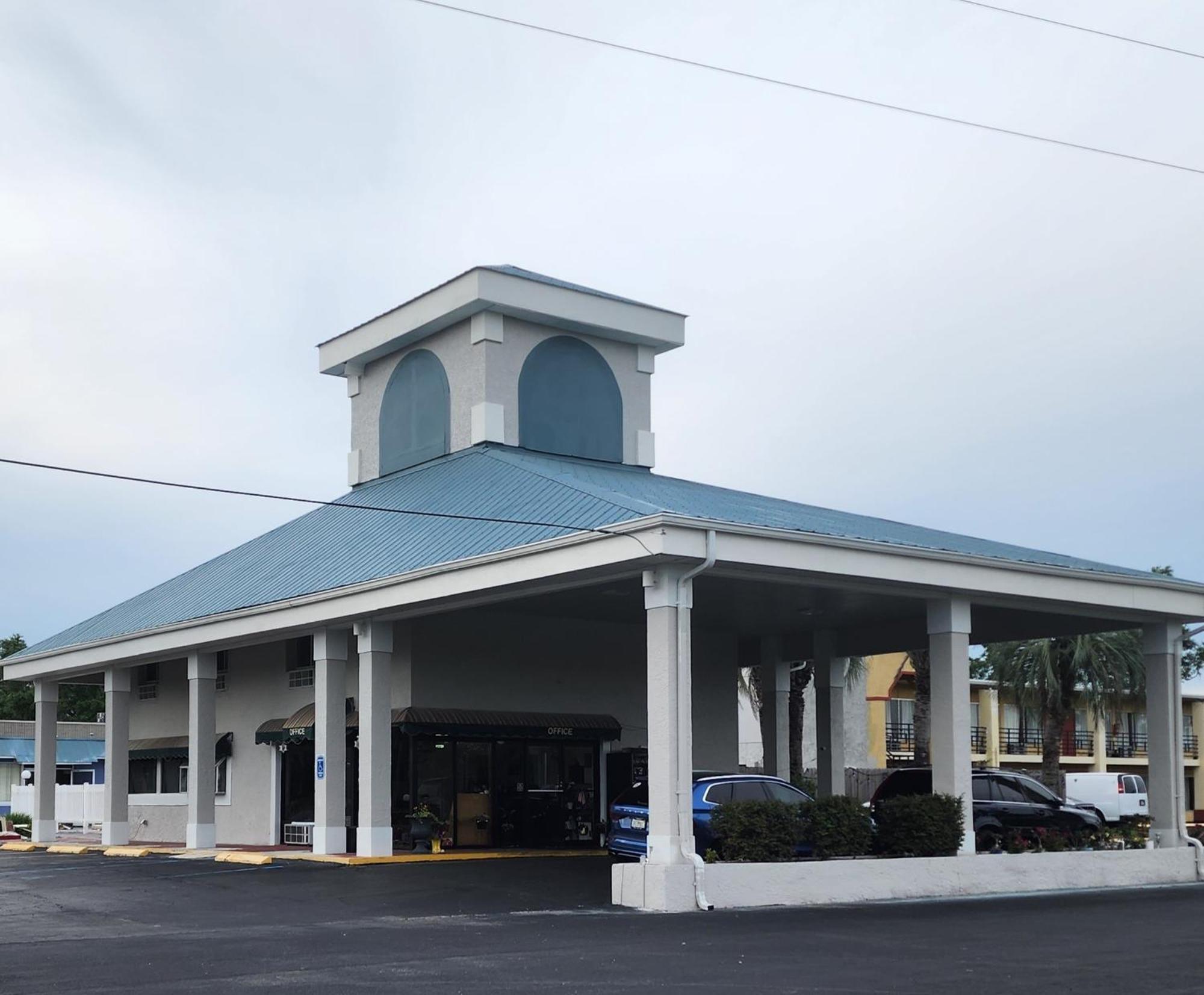 Econo Lodge Perry Exterior photo