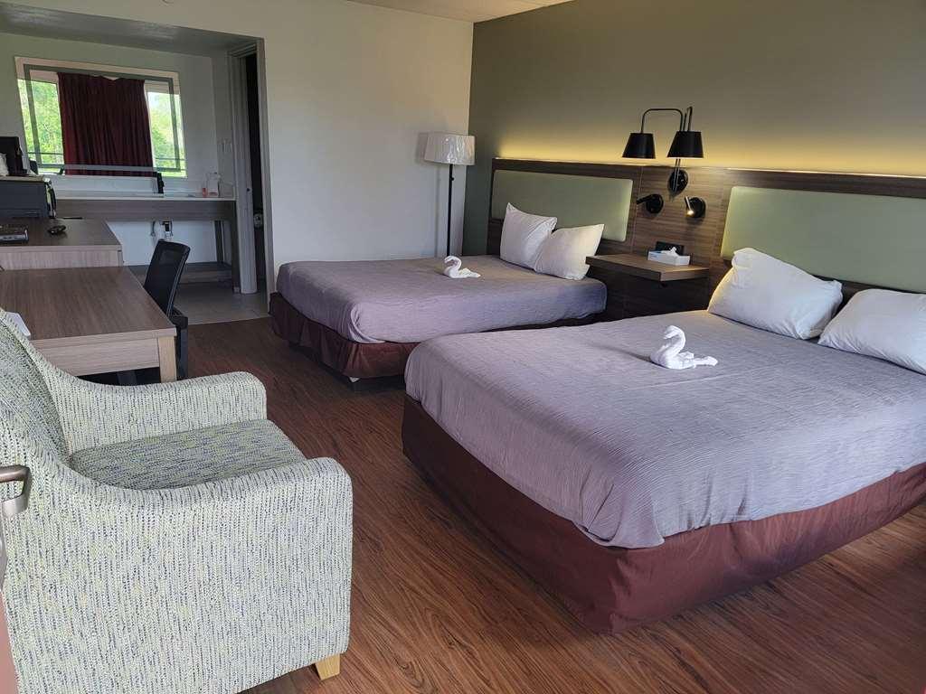 Econo Lodge Perry Room photo