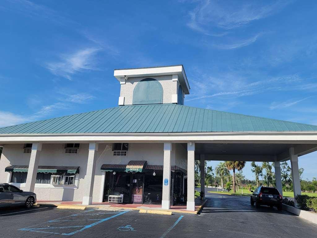 Econo Lodge Perry Exterior photo